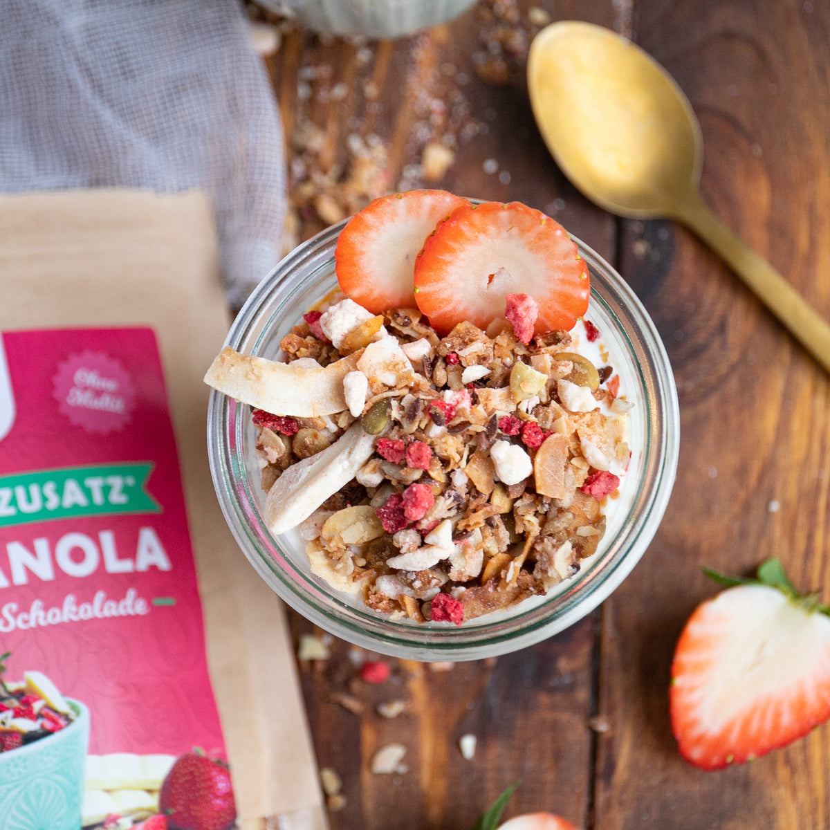 Simply Keto, Strawberry & White Chocolate Granola 500g