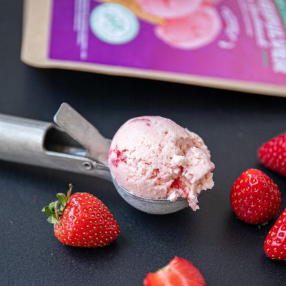 Simply Keto, Strawberry Flavored Ice Cream Powder 100g